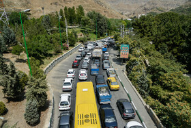 مسدودسازی ورودی جاده چالوس پس از آغاز طرح منع تردد تعطیلات کرونایی