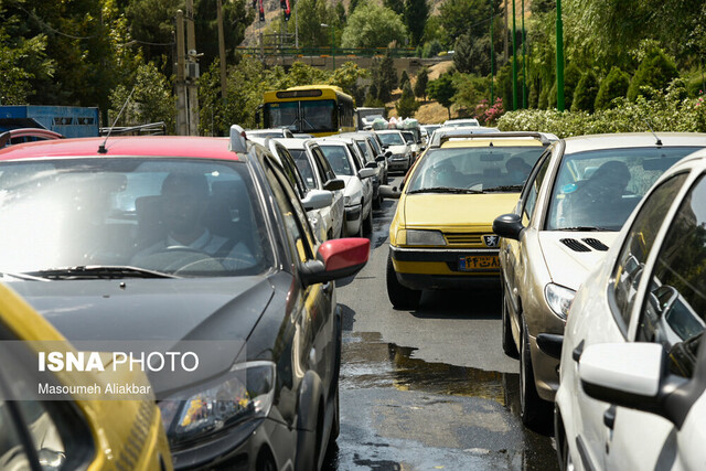 ترافیک نیمه سنگین محور چالوس و آزادراه تهران ـ شمال/بارش باران در برخی جاده‌ها