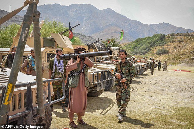 نیروهای خیزش مردمی ۳ منطقه را از طالبان پس گرفتند
