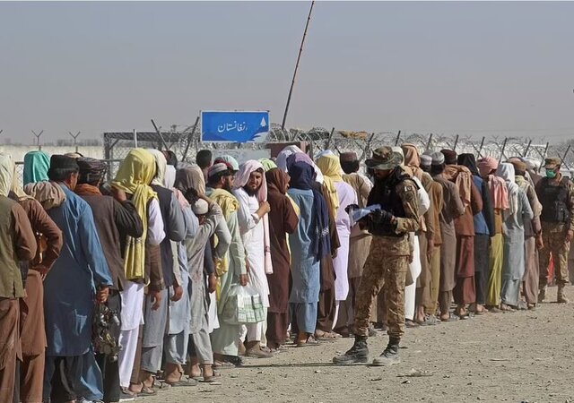 توصیه آمریکا به شهروندانش برای نرفتن به فرودگاه کابل/ طالبان فرودگاه را به روی افغان‌ها بستند