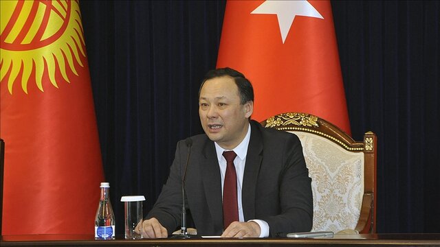 اذعان وزیر خارجه قرقیزستان به حضور گروه‌های مخفی القاعده و داعش در آسیای مرکزی