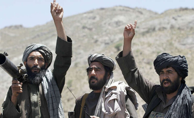 یکی از رهبران سابق طالبان: بعید نیست آخوندزاده در امور سیاسی مداخله کند