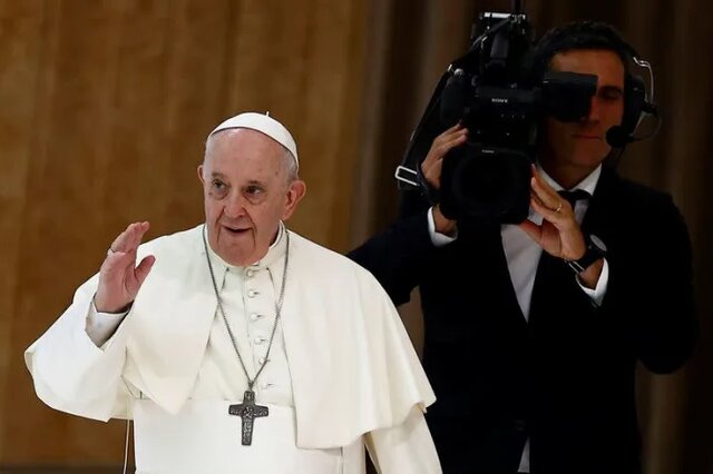 پاپ خروج از افغانستان را “برحق و درست” خواند