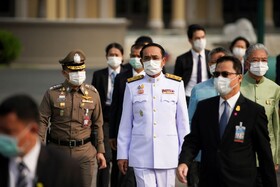 نخست وزیر تایلند از رای عدم اعتماد جان سالم به در برد/ اعتراضات ادامه دارد