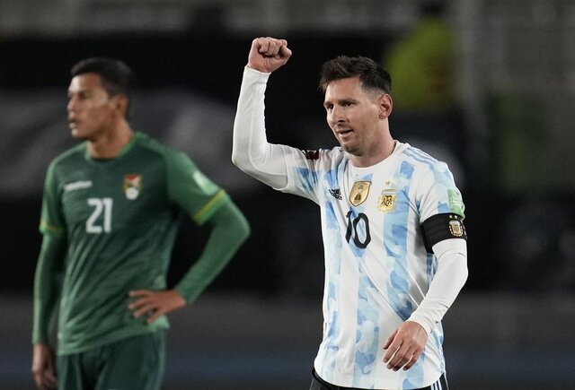 پیروزی آرژانتین با هت تریک مسی