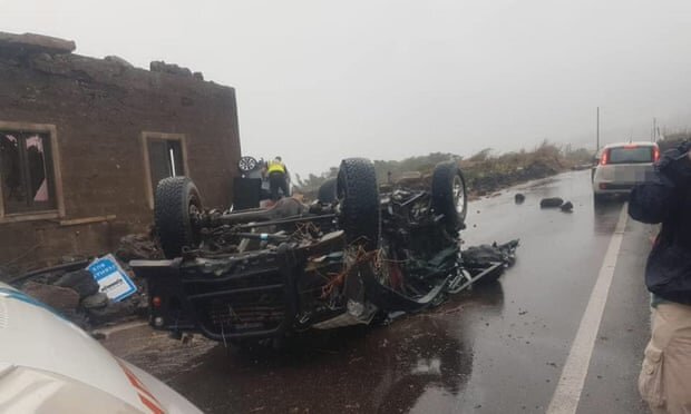 عکس:گاردین گردباد در جزیره پانتلِریای ایتالیا قربانی گرفت