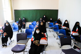 نواختن زنگ مهر در مدارس اصفهان