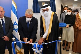 افتتاح سفارت اسرائیل در جریان سفر لاپید به بحرین/لاپید: اجرای راهکاردو کشوری فعلا محال است