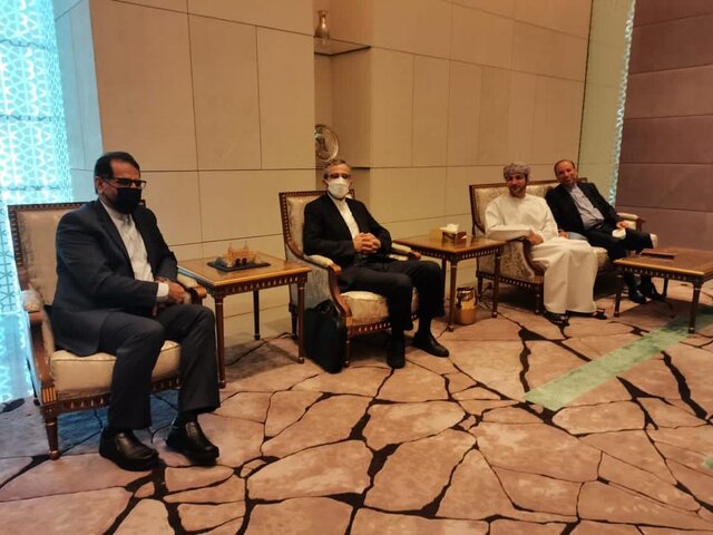 سفر معاون سیاسی وزیر خارجه کشورمان به عمان 