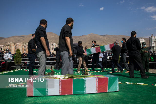 پیکر دو شهید گمنام در برزک دفن می‌شود