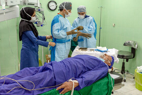 دکتر بهنام غفارزاده، جراح و متخصص چشم که سال ۱۳۵۲ در تبریز متولد شده است، به مدت ۱۴ سال است که در  زمینه‌ی پزشکی فعالیت می‌کند و تاکنون حدود ۴۰ هزار عمل جراحی شامل۴هزار عمل جراحی رایگان در نواحی مختلف انجام داده است.