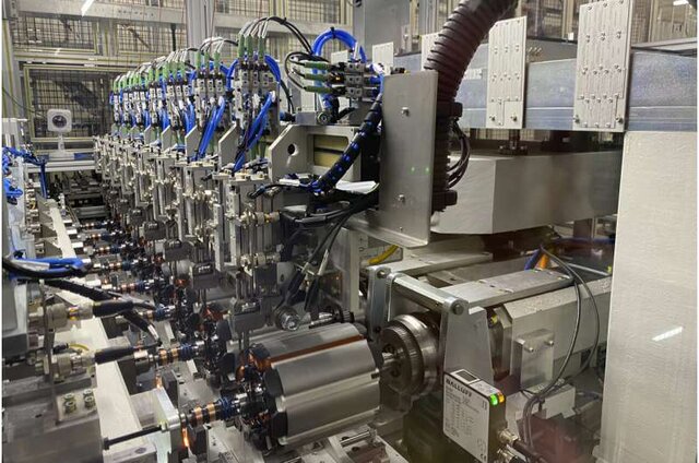 کارخانه هوشمند "نیسان" به دست ربات‌ها می‌چرخد