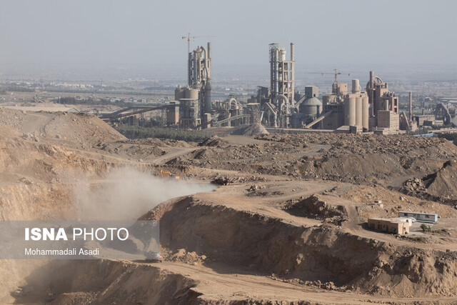 کارخانه سیمان تهران مخازن مازوت در تهران پلمب است/ تشدید پایش صنایع و نیروگاهها