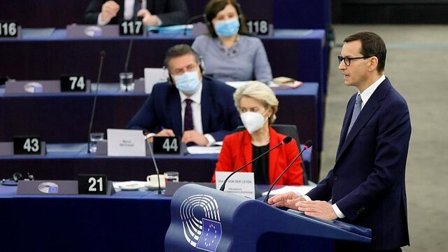سخنرانی جنجالی سران لهستان و اتحادیه اروپا/ فون در لاین: سه راه برای مقابله با ورشو داریم