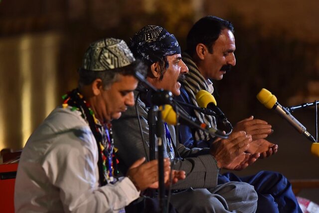 ادای احترام جشنواره موسیقی نواحی به شهید سلیمانی
