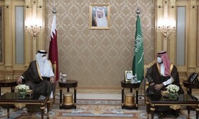 امیر قطر و ولیعهد سعودی تقویت همکاری و تحولات منطقه را بررسی کردند