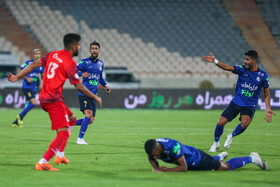 هفته سوم لیگ برتر فوتبال؛ استقلال - تراکتور