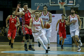 دیدار تیم‌های بسکتبال شهرداری گرگان و خانه بسکتبال خوزستان