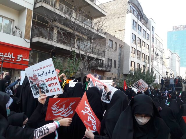 حاشیه‌نگاری خبرنگار ایسنا از مراسم سیزده آبان۱۴۰۰ در تهران