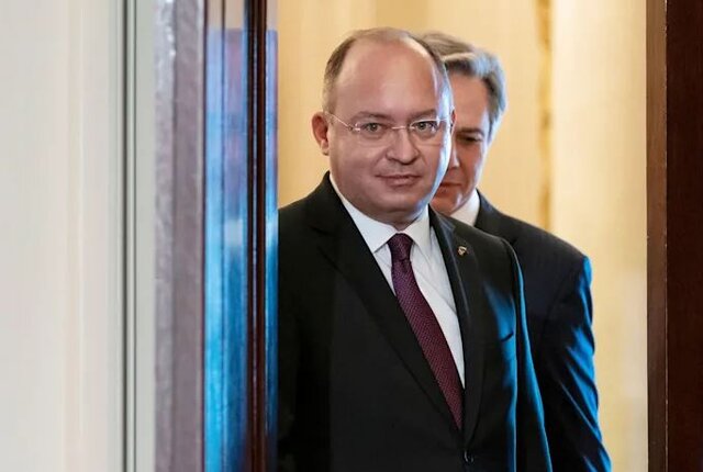 رومانی خواستار حضور نیروهای آمریکایی در دریای سیاه 