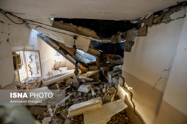 عکس از آرشیو چگونه از زلزله جان سالم به در ببریم؟