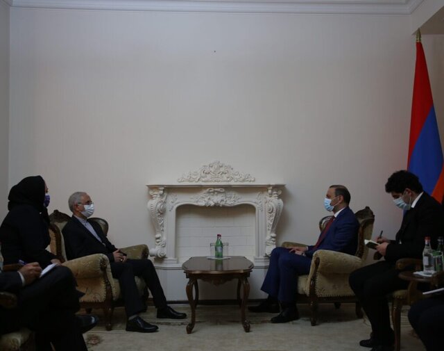 گفت‌وگوی رئیس شورای امنیت ارمنستان با سفیر ایران درخصوص شرایط مرزی