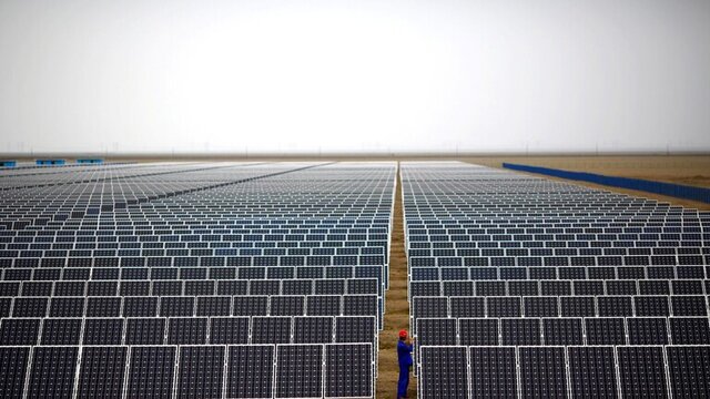 بهره‌برداری ۲۴۰۰ کیلووات سامانه خورشیدی در اصفهان