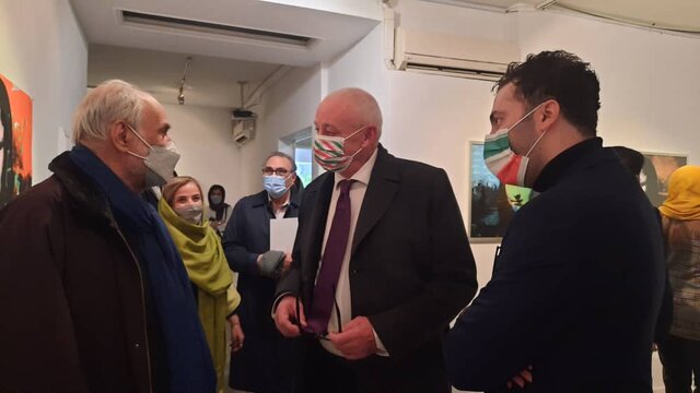 ژکوندهای هنرمند ایتالیایی برای دیوارهای یک گالری