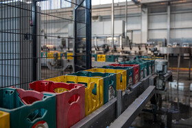 کارخانه بهنوش ۹ کارخانه و ۱۸ خط تولید است که انواع نوشیدنی را تولید میکند.