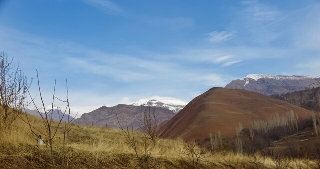 اعتراض به یادداشت آیدین آغداشلو/روایتی تلخ از روز خاکسپاری علی گلستانه