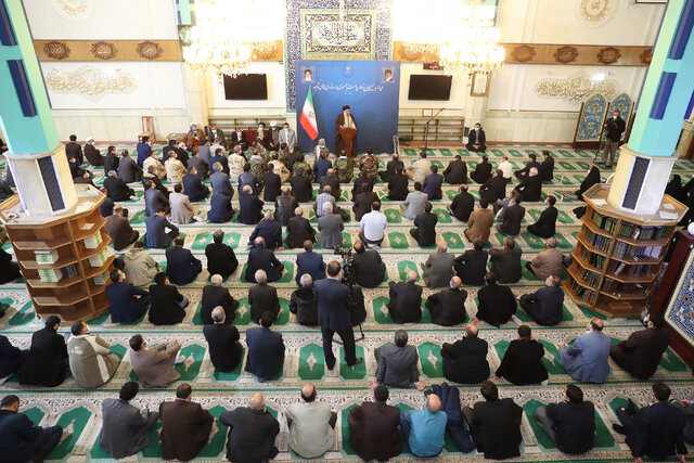 اصلاح نظام اداری سازمان ها و ادارات با روحیه بسیجی ضروری است اصلاح نظام اداری سازمان ها و ادارات با روحیه بسیجی ضروری است