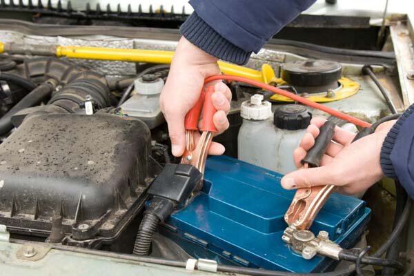 تعویض باتری ماشین در محل تهران با آچاره