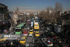 ممنوعیت «تخلیه و بارگیری» در خیایان خیام برای کاهش بار ترافیکی بازار تهران