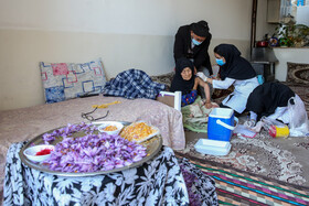 اجرای طرح واکسیناسیون خانه به خانه در مشهد ـ محله گلشهر
