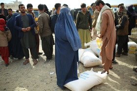 خانوارهای تحت پوشش سازمان جهانی غذا در انتظار کمک جهت جابجایی سهمیه سبد غذایی شان هستند.