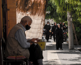 بسیاری از ساکنین محله «همت آباد» اصفهان بالغ بر 20 سال است که در این محله زندگی می کنند، اکثر مردم این محله یکدیگر  را میشناسند.