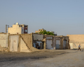 هنوز تعدادی از ساکنین بافت فرسوده محله «همت آباد» اصفهان راضی به تحویل خانههای خود برای نوسازی نشدهاند.