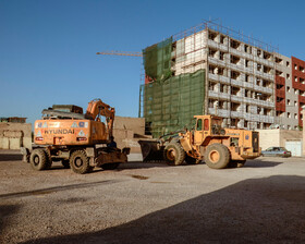آزادسازی زمینها از بافت فرسوده در محله «همت آباد» اصفهان جهت نوسازی ادامه دارد و جهت نوسازی ادامه دارد.