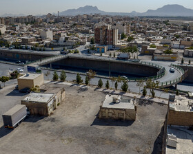 محله «همت آباد» اصفهان از جنوب به «هوانیروز» مرکز اصفهان متصل است.