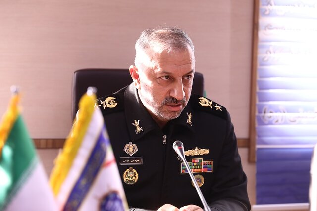 امیر دریادار کاویانی: نیروی دریایی ارتش، ابزار اقتدار نظام است امیر دریادار کاویانی: نیروی دریایی ارتش، ابزار اقتدار نظام است