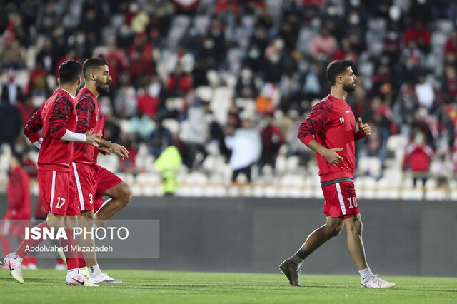 تساوی بدون گل پرسپولیس و صنعت نفت در نیمه نخست تساوی بدون گل پرسپولیس و صنعت نفت در نیمه نخست