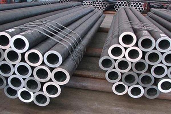 لوله فولادی مانیسمان چیست و چه کاربردی در صنعت دارند