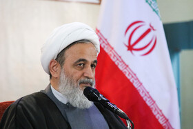 روضه‌خوانی‌ها با قرآن مانوس باشد