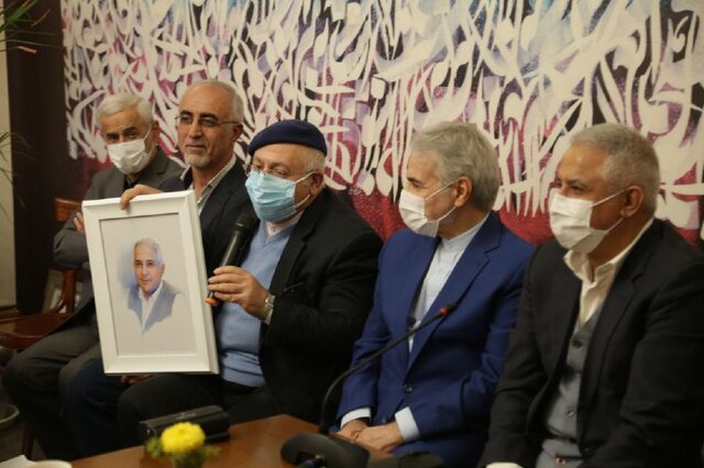 نیمقرن تجربه برنامهنویسی
