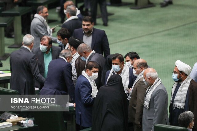 خلاصه مهمترین اخبار مجلس در روز 7 آذر 3