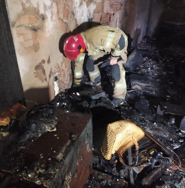 عکس تزیینی است جانباختن یک تن در حریق یک ساختمان/نگهداری ۵٠٠ لیتر بنزین در محل