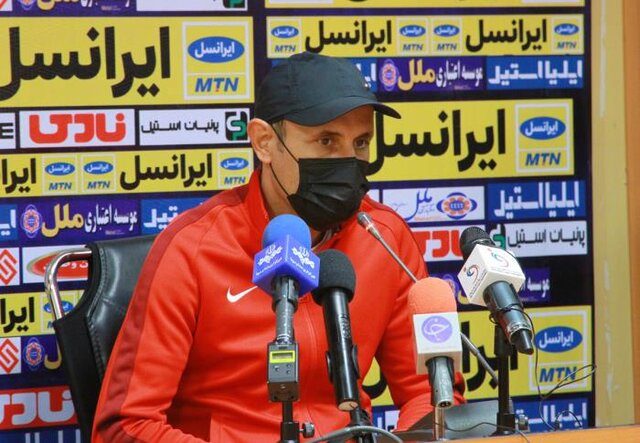 گلمحمدی: امیدوارم بگویند میتوانیم از تاجیکها استفاده کنیم یا خیر گلمحمدی: امیدوارم بگویند میتوانیم از تاجیکها استفاده کنیم یا خیر