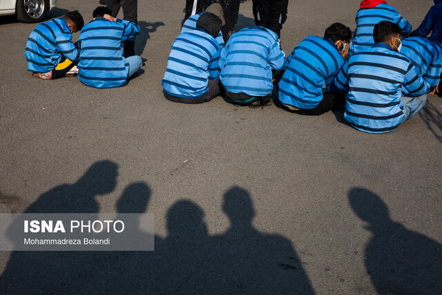 عکس آرشیوی است دستگیری بیش از ۱۰۰۰ موادفروش در اطراف مراکز آموزشی/ پلمب ۵۰ خانه به دلیل عرضه موادمخدر