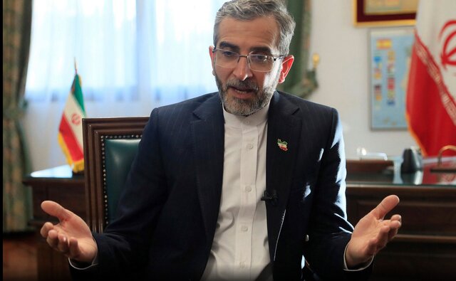 عکس: اشپیگل باقری: نحوه محافظت از امنیتمان به خودمان بستگی دارد