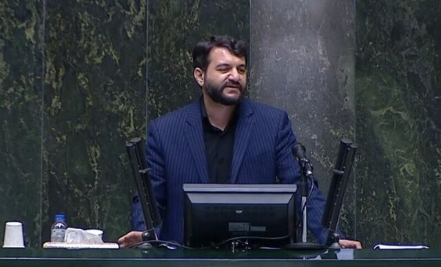 وزیر کار: ۲۰۰ هزار فرصت شغلی به ۳۵۱ هزار فرصت افزایش پیدا کرده است وزیر کار: ۲۰۰ هزار فرصت شغلی به ۳۵۱ هزار فرصت افزایش پیدا کرده است
